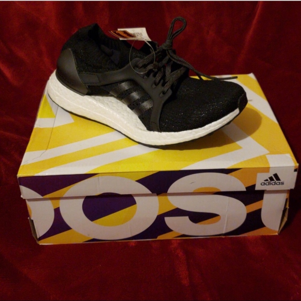 NIB Black Ultra Boost